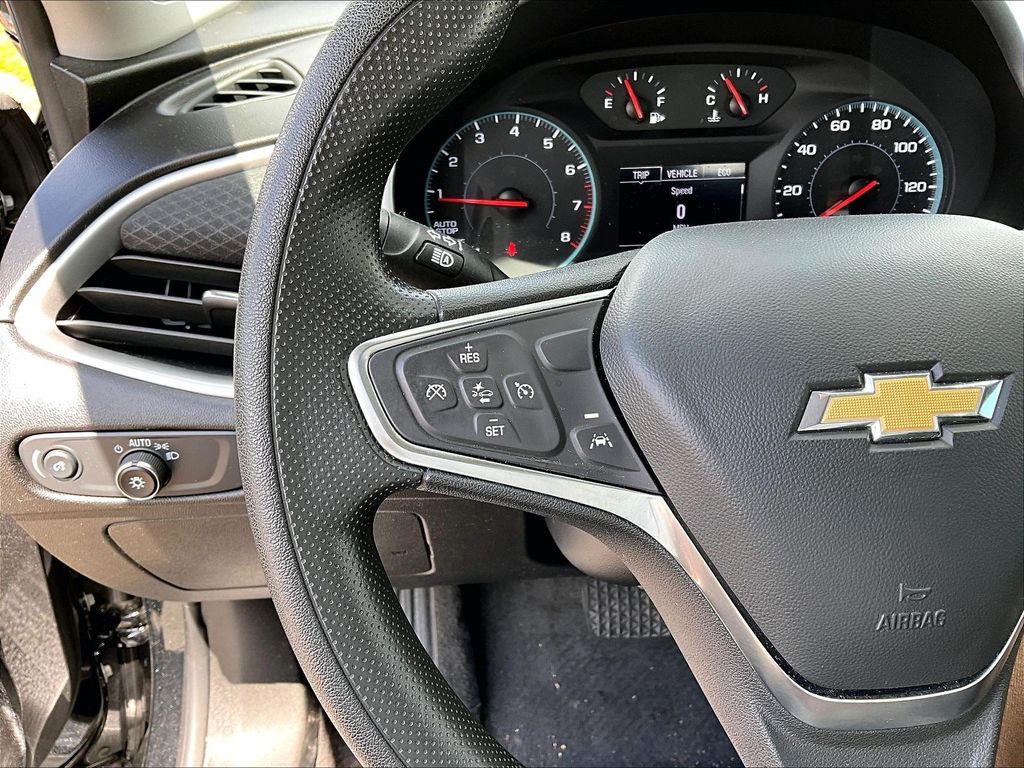 2024 Chevrolet Malibu 1LT - Photo 14