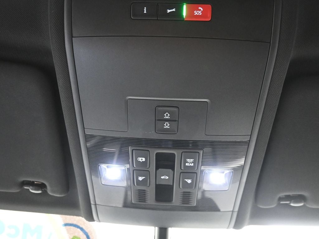 2023 Volkswagen Atlas Cross Sport SE w/Tech - Photo 22