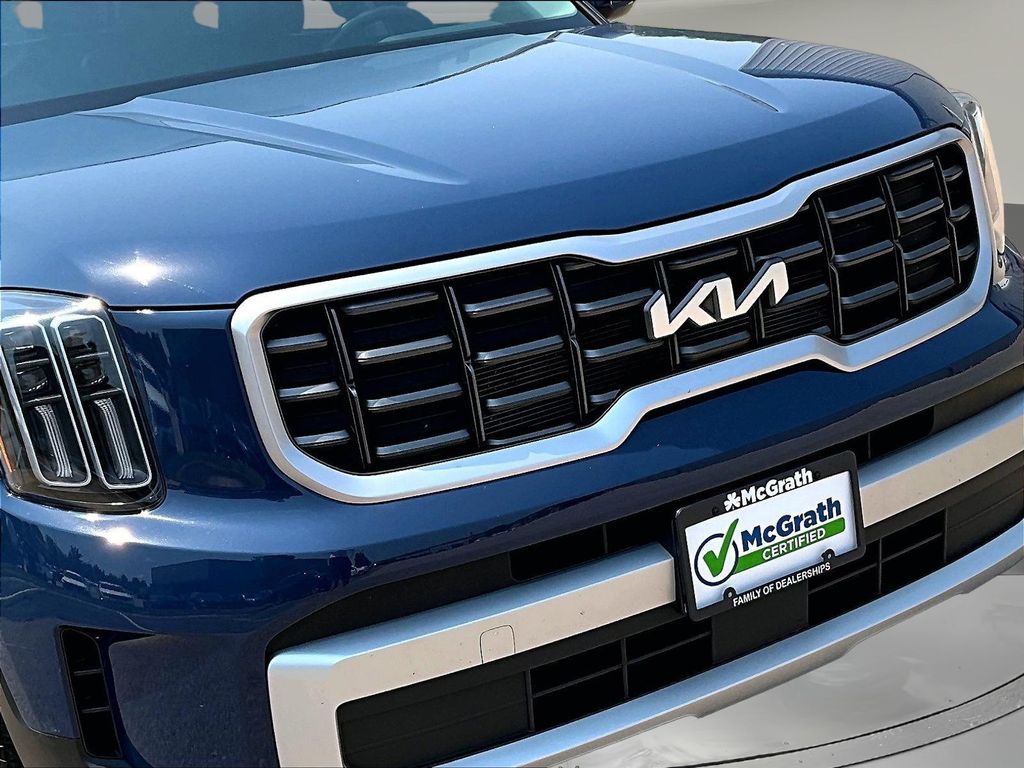 2025 Kia Telluride S - Photo 35