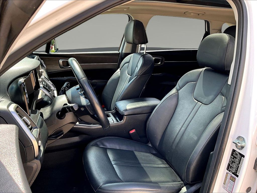 2023 Kia Sorento X-Line EX - Photo 25