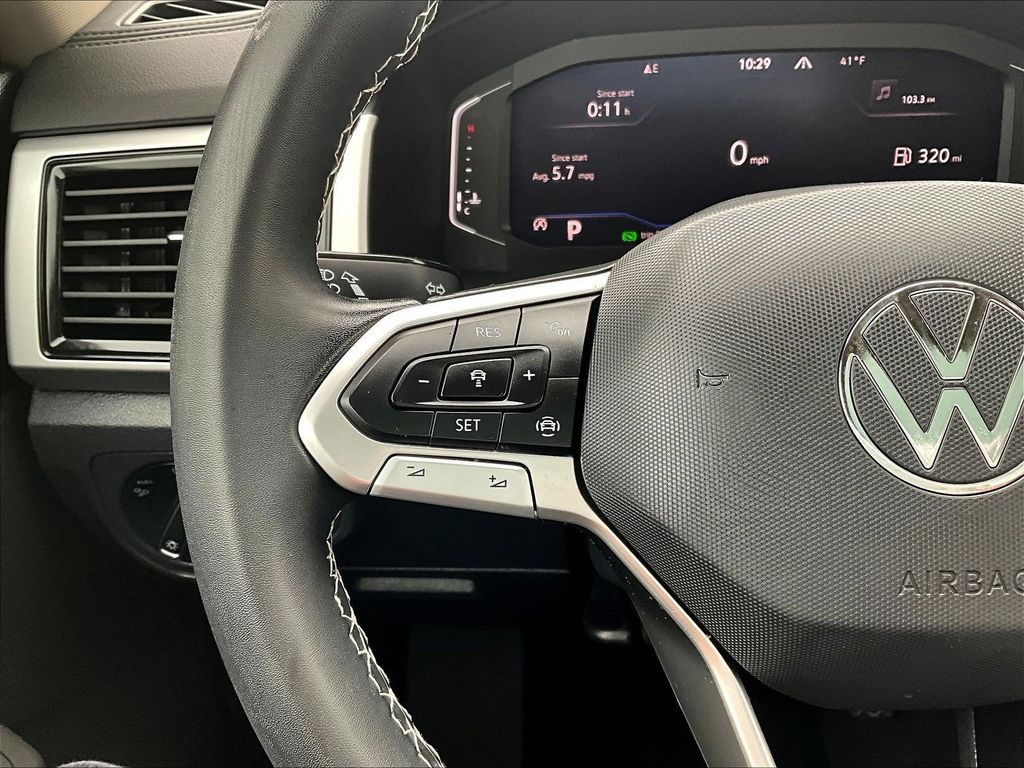 2023 Volkswagen Atlas SE w/Tech - Photo 15