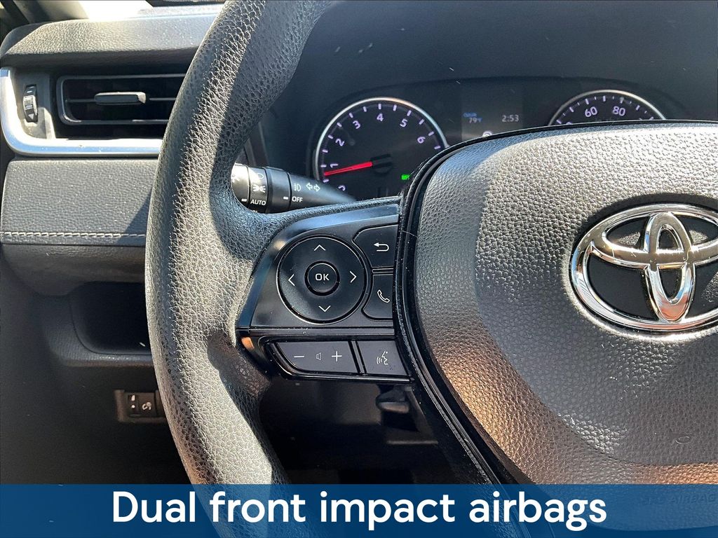 2020 Toyota RAV4 XLE - Photo 15
