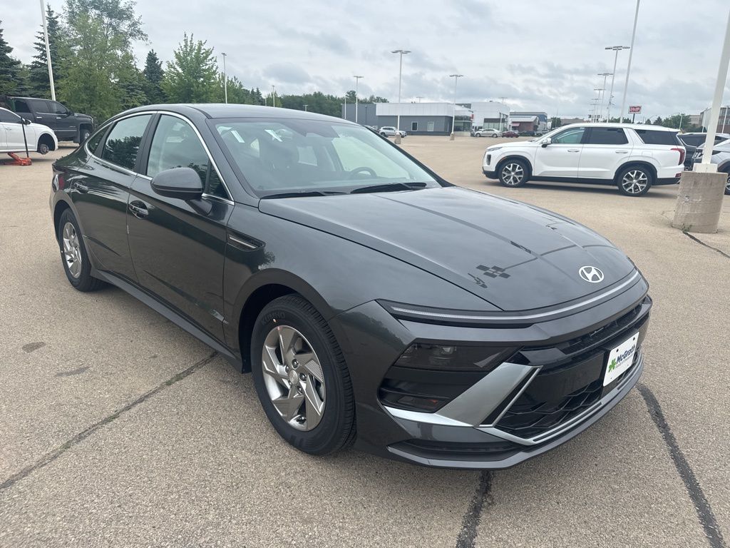 2025 Hyundai Sonata Sedan 