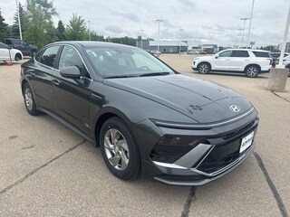 2025 Hyundai Sonata SE Sedan