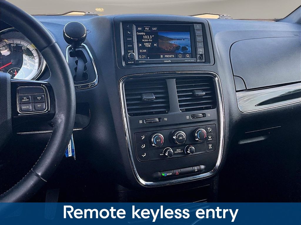 2017 Dodge Grand Caravan SE Plus - Photo 12