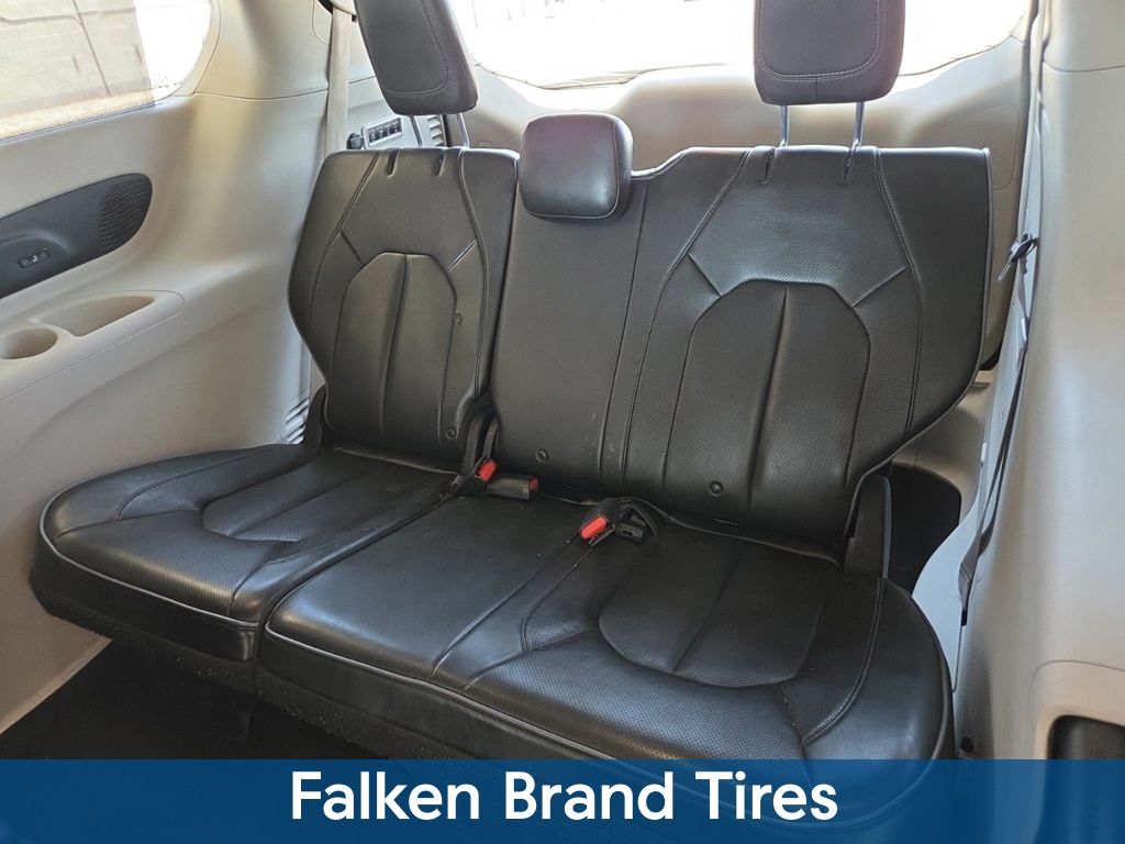 2018 Chrysler Pacifica Limited - Photo 17