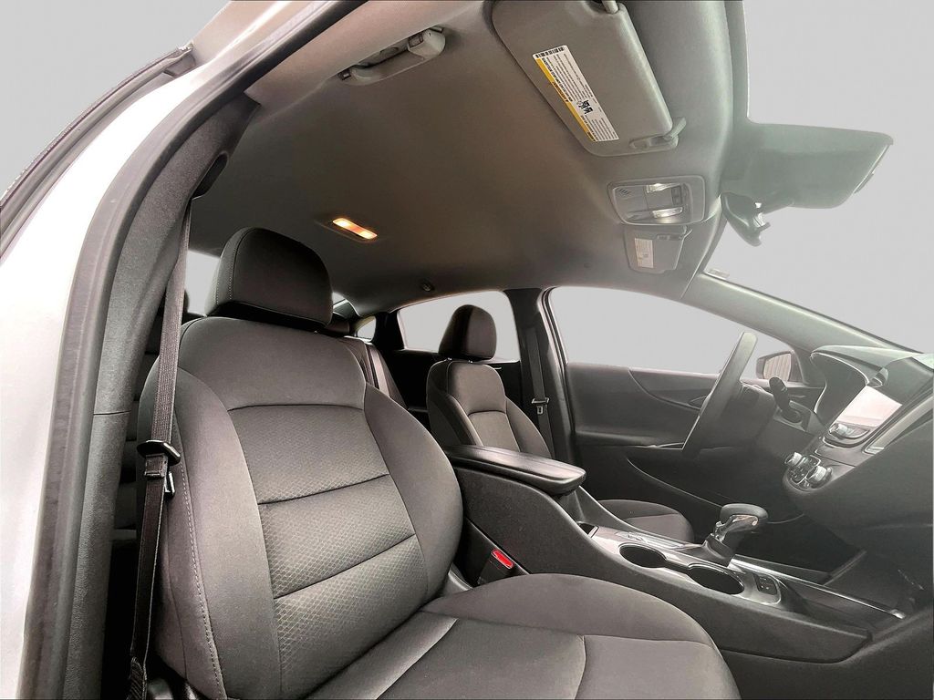 2024 Chevrolet Malibu 1LT - Photo 28