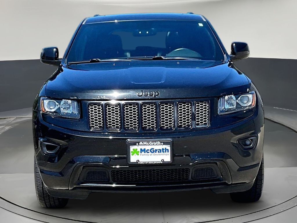 Used 2015 Jeep Grand Cherokee Altitude with VIN 1C4RJFAG3FC141932 for sale in Cedar Rapids, IA