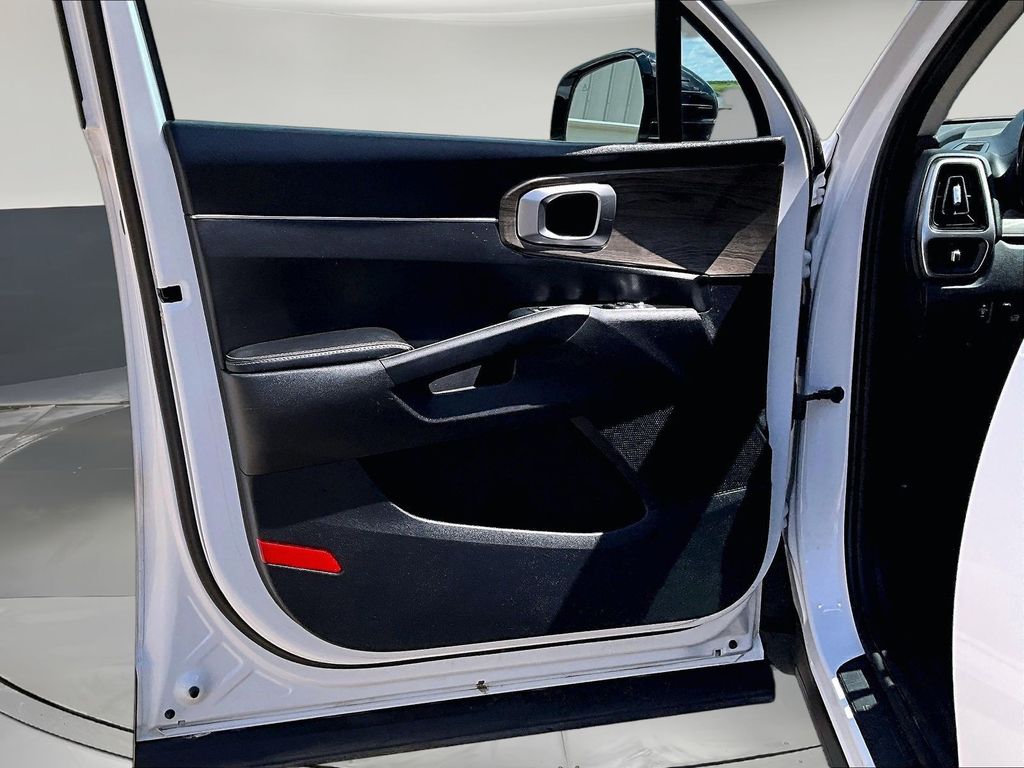 2023 Kia Sorento X-Line EX - Photo 24