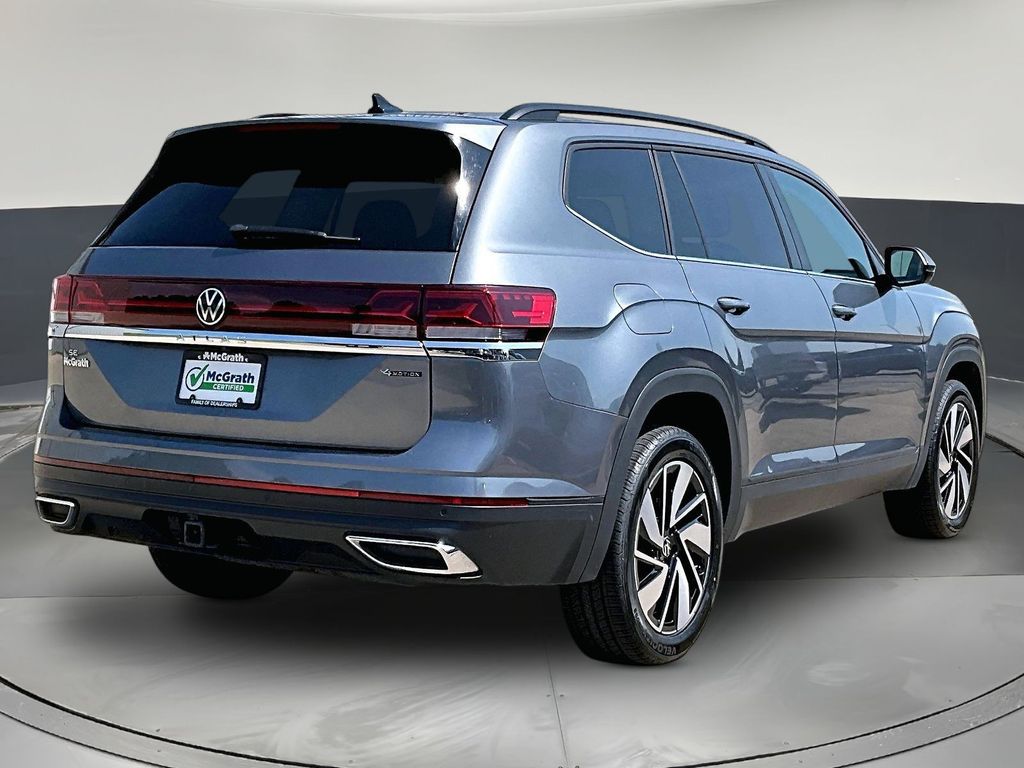 2025 Volkswagen Atlas SE w/Tech - Photo 7