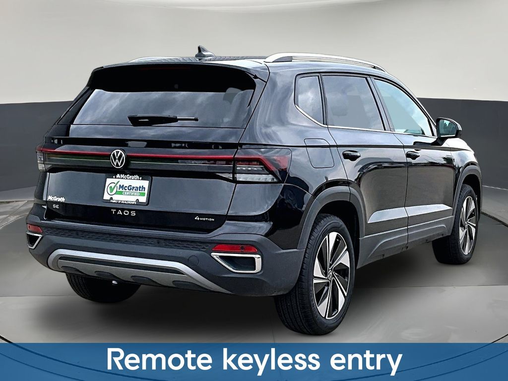 2025 Volkswagen Taos SE - Photo 8