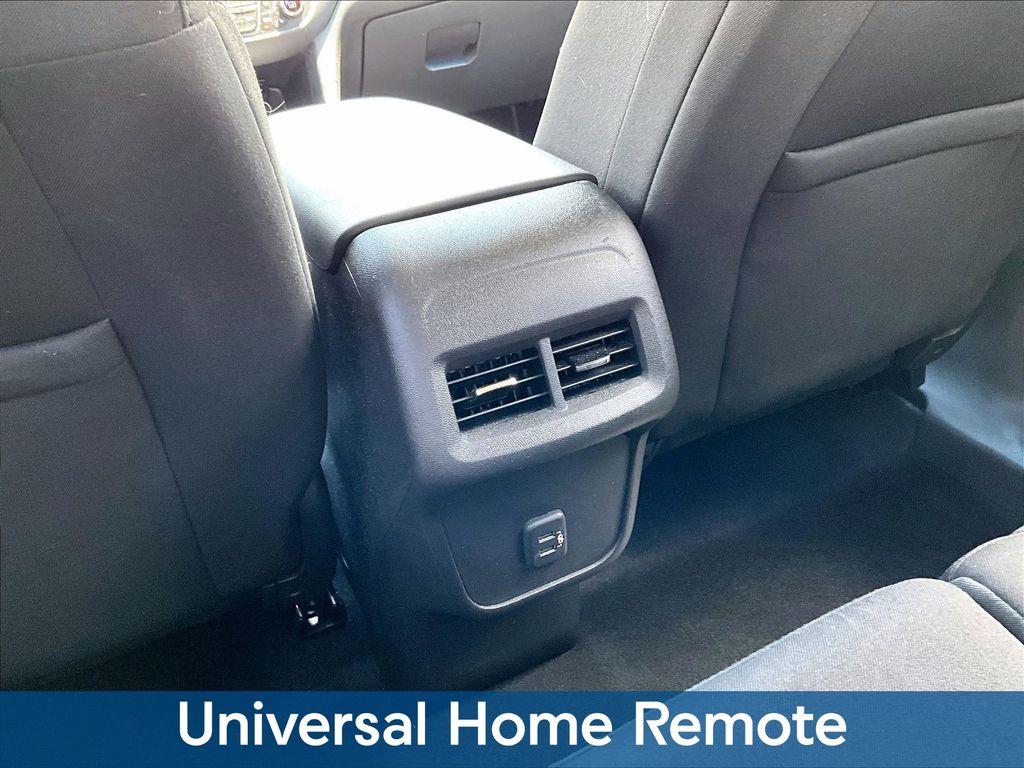 2021 Chevrolet Equinox LT - Photo 13
