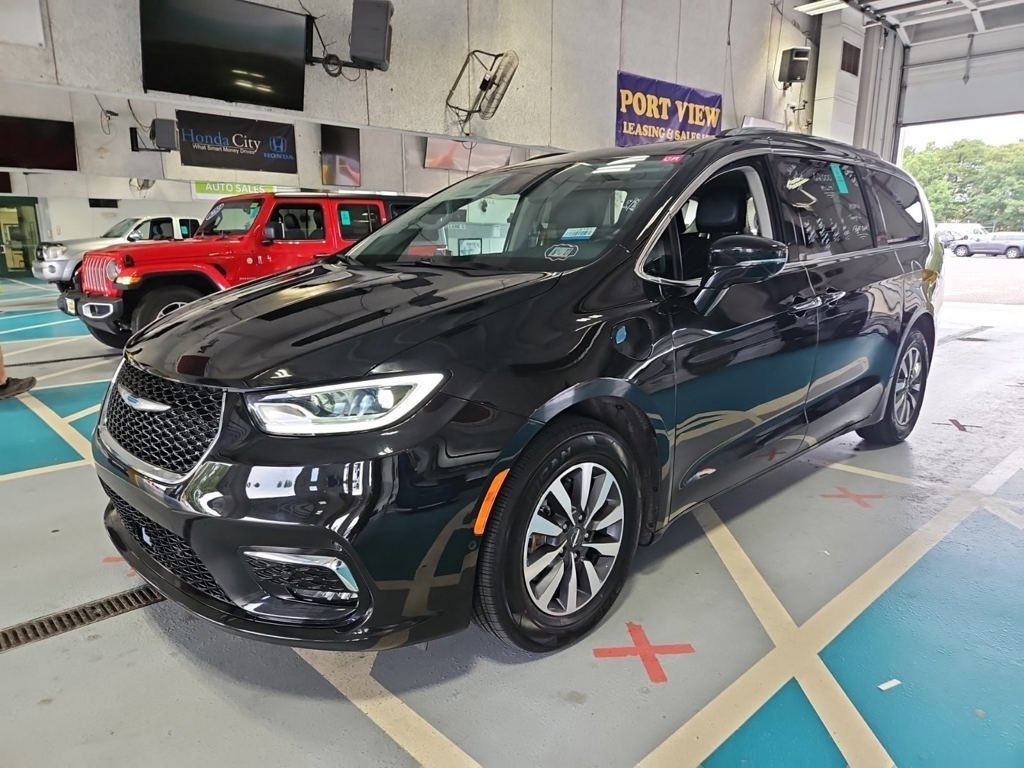 2021 Chrysler Pacifica Hybrid Touring L - Photo 14
