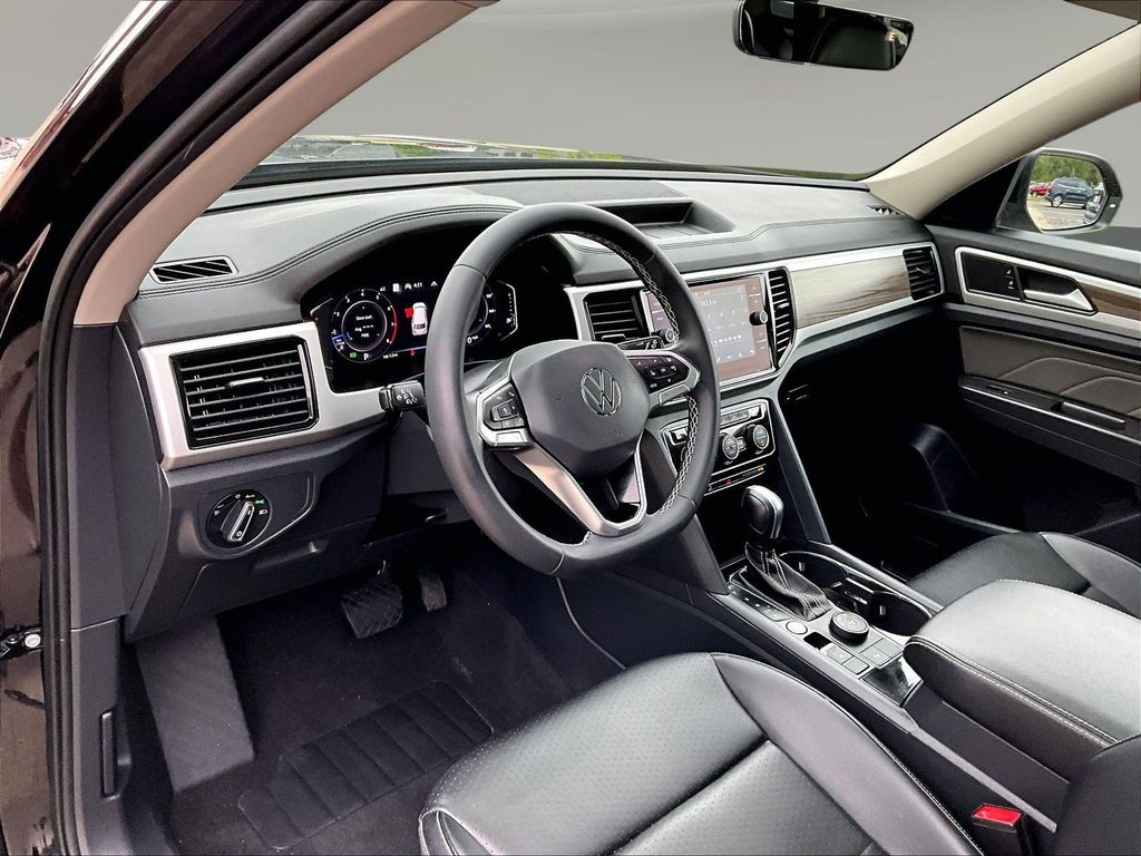 2022 Volkswagen Atlas SEL - Photo 18