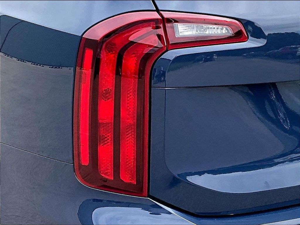 2024 Kia Telluride S - Photo 27