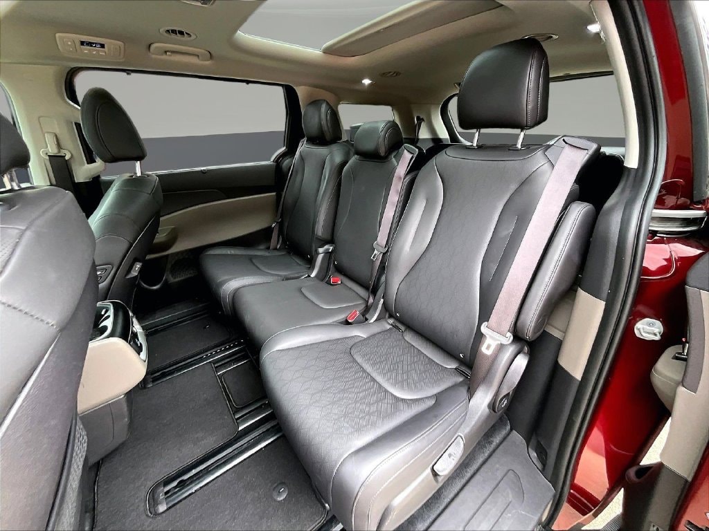 2025 Kia Carnival SX - Photo 26