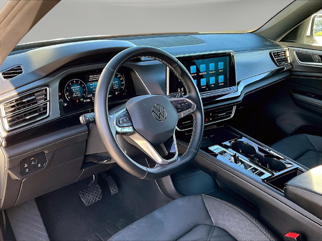 2025 Volkswagen Atlas Cross Sport SE w/Tech - Photo 22