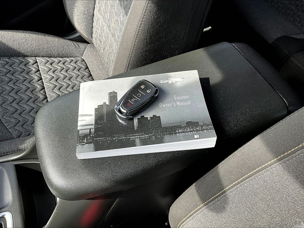 2022 Chevrolet Equinox LT - Photo 38
