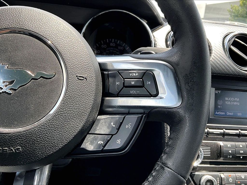 2016 Ford Mustang V6 - Photo 15