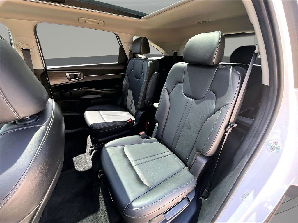 2023 Kia Sorento X-Line EX - Photo 26