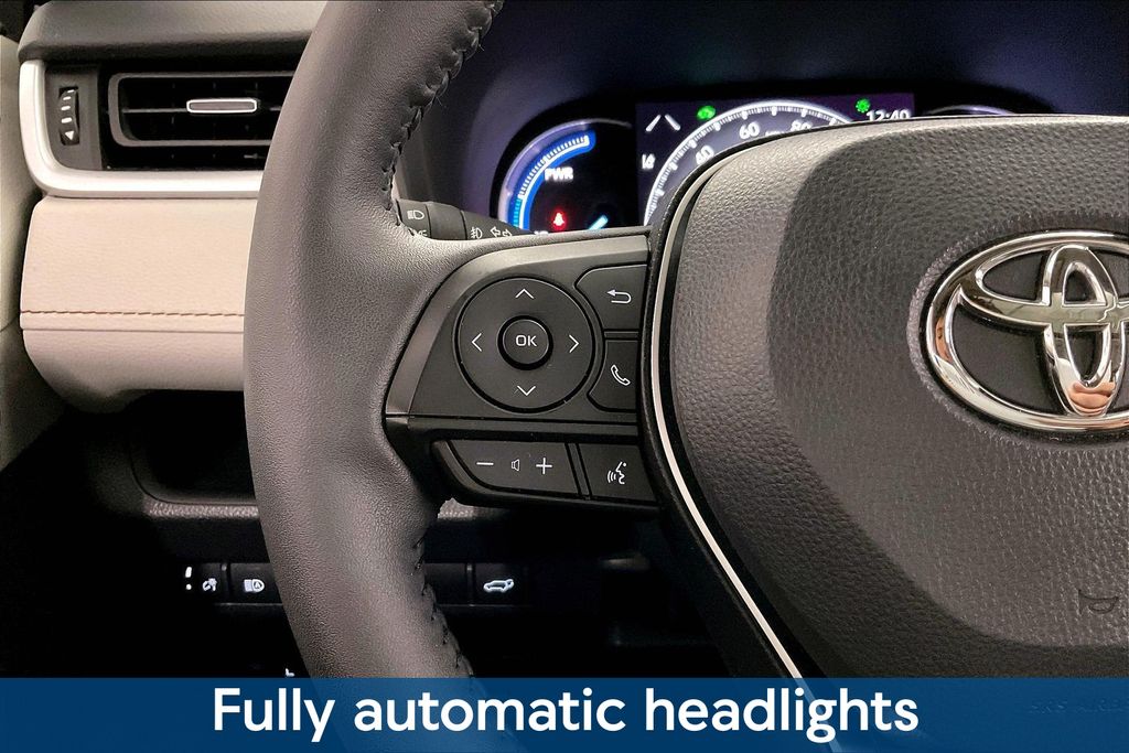2024 Toyota RAV4 XLE Premium - Photo 23