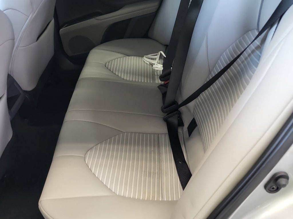 2022 Toyota Camry SE - Photo 9