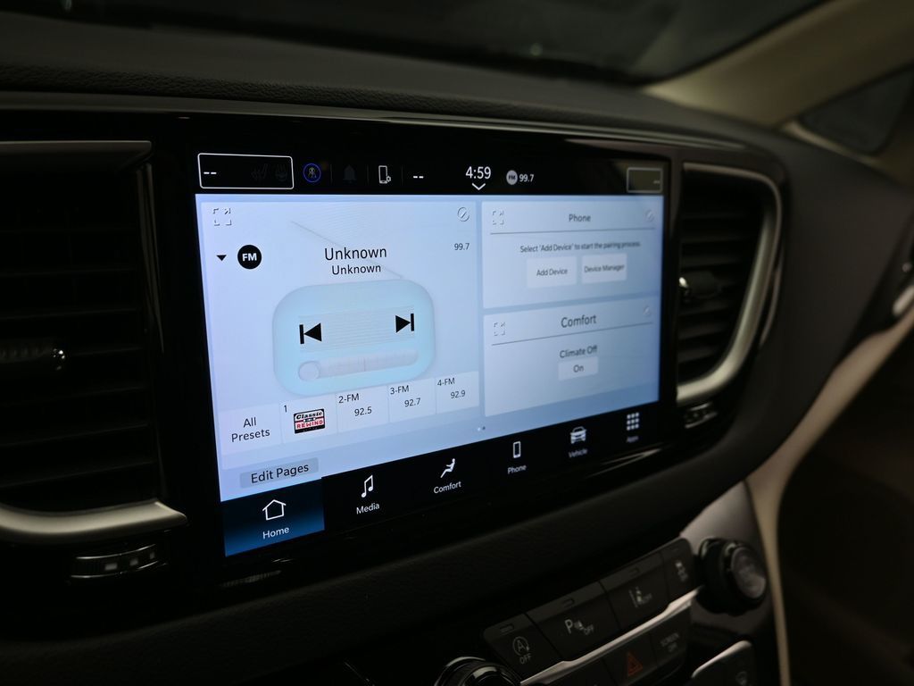 2024 Chrysler Pacifica Touring L - Photo 22