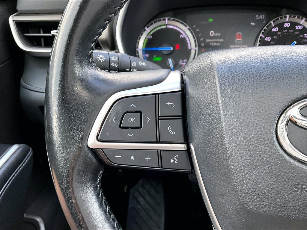 2022 Toyota Highlander XLE - Photo 15