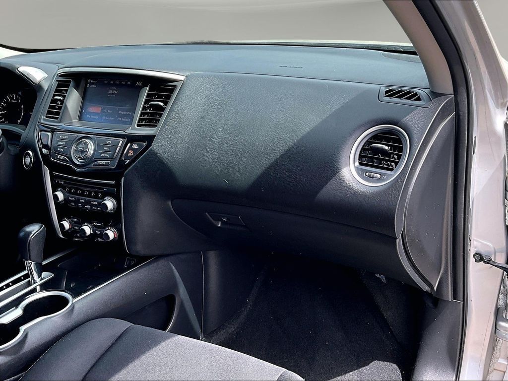 2019 Nissan Pathfinder SV - Photo 30