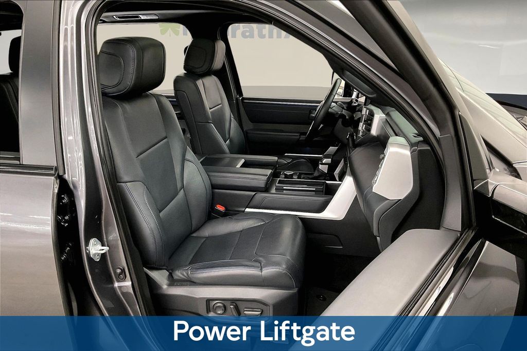 2024 Toyota Sequoia Platinum - Photo 11