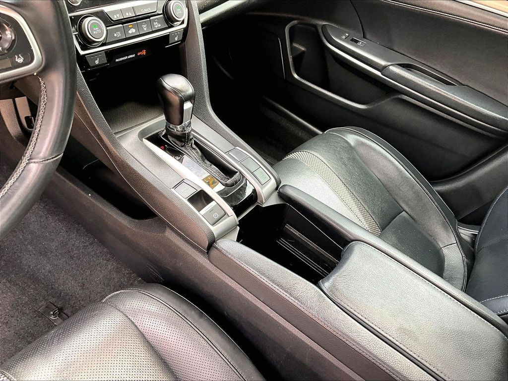 2019 Honda Civic EX-L - Photo 20