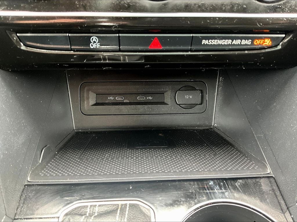 2023 Volkswagen Atlas SE w/Tech - Photo 21