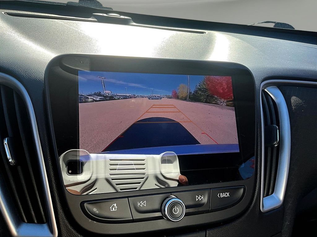 2024 Chevrolet Malibu 1LT - Photo 17