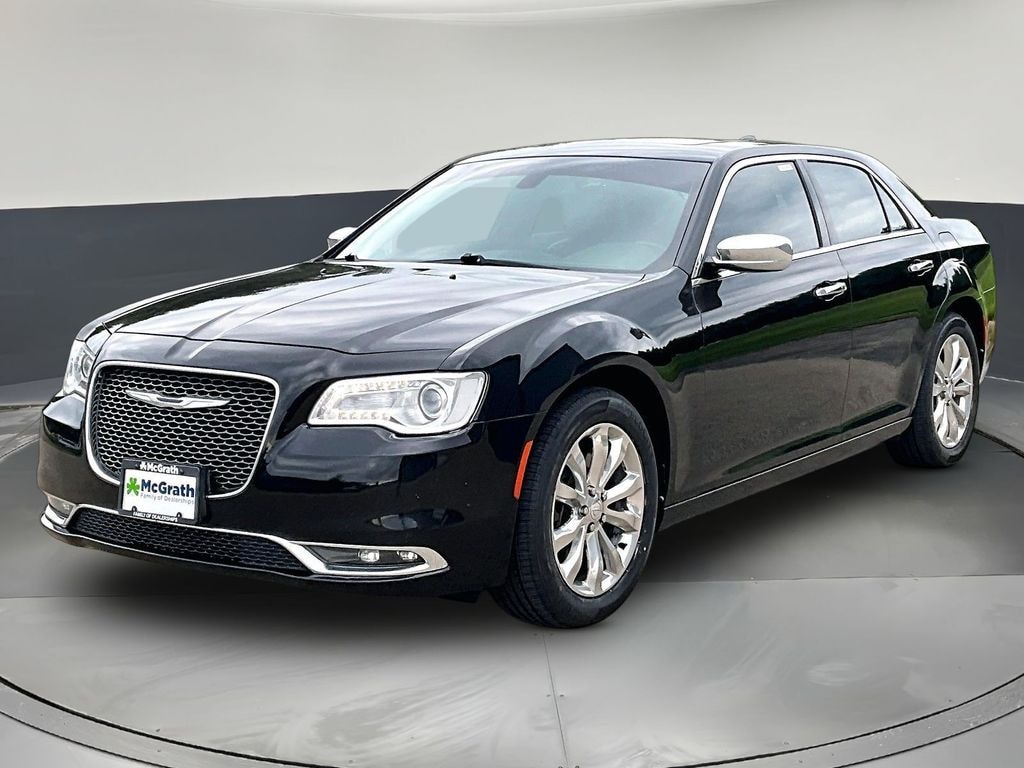 Used 2017 Chrysler 300C Base Sedan