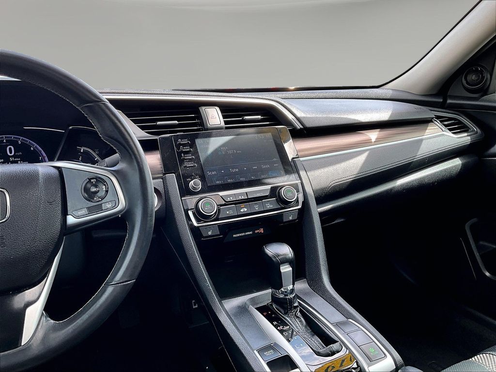 2019 Honda Civic EX-L - Photo 11