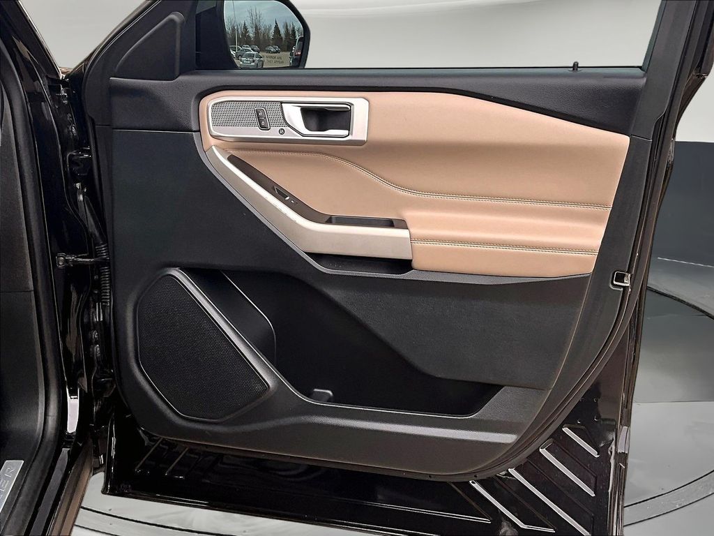 2021 Ford Explorer Limited - Photo 30