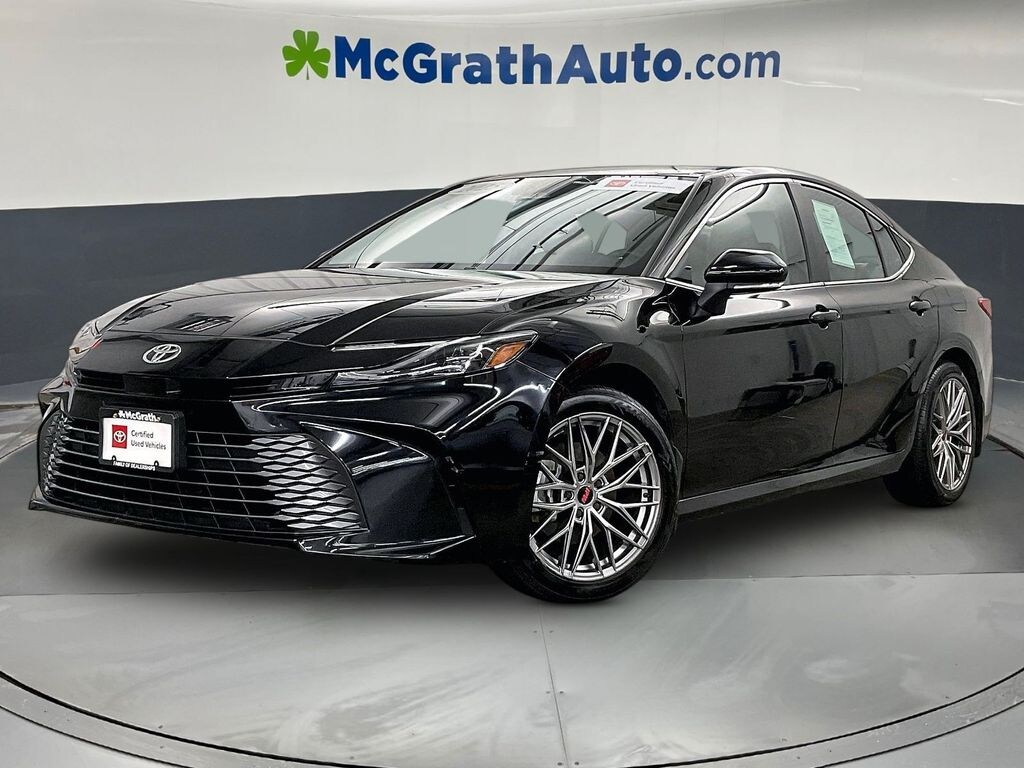 Used 2025 Toyota Camry XLE Sedan