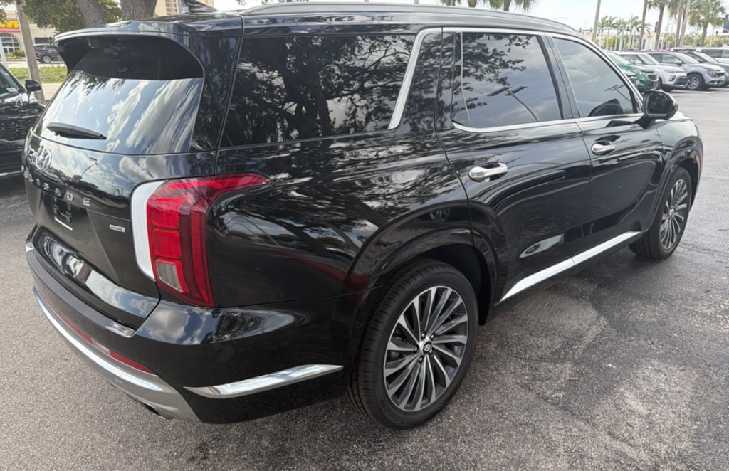 Used 2024 Hyundai Palisade Calligraphy SUV
