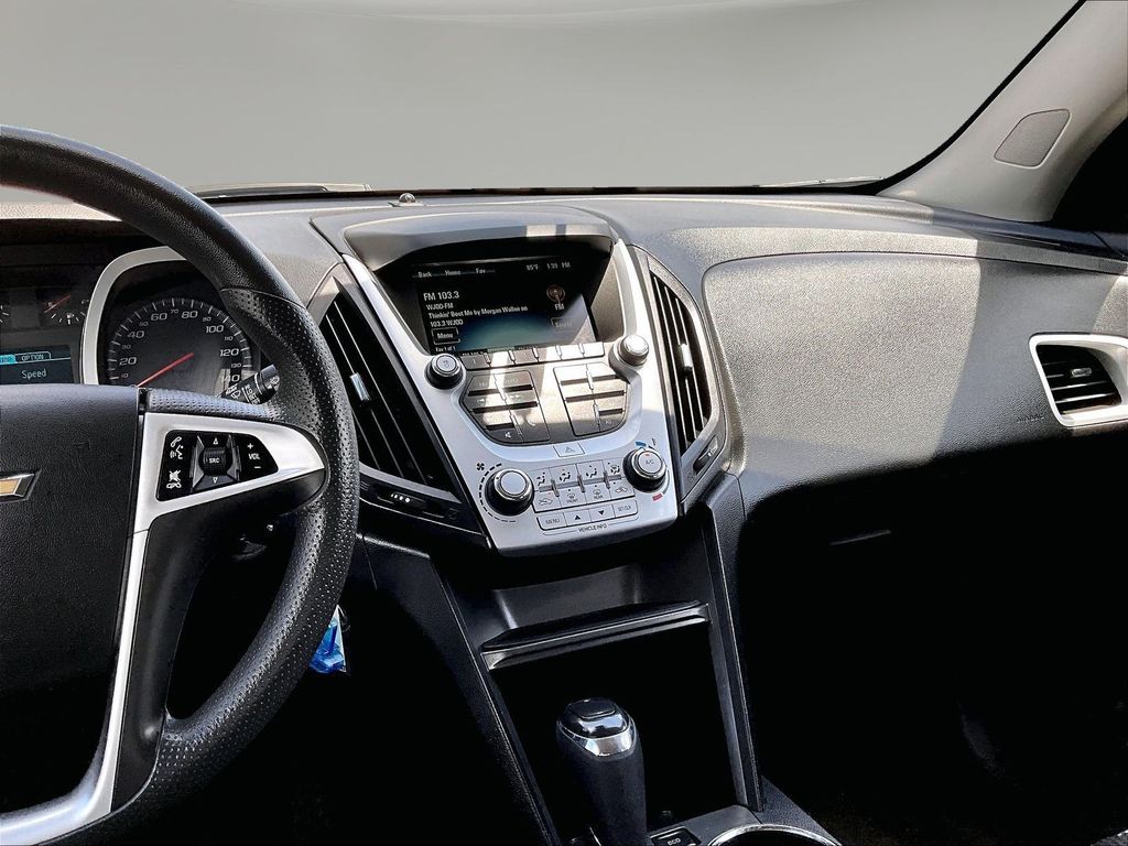 2016 Chevrolet Equinox LT - Photo 12