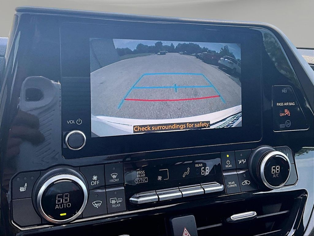 2024 Toyota Highlander XLE - Photo 18