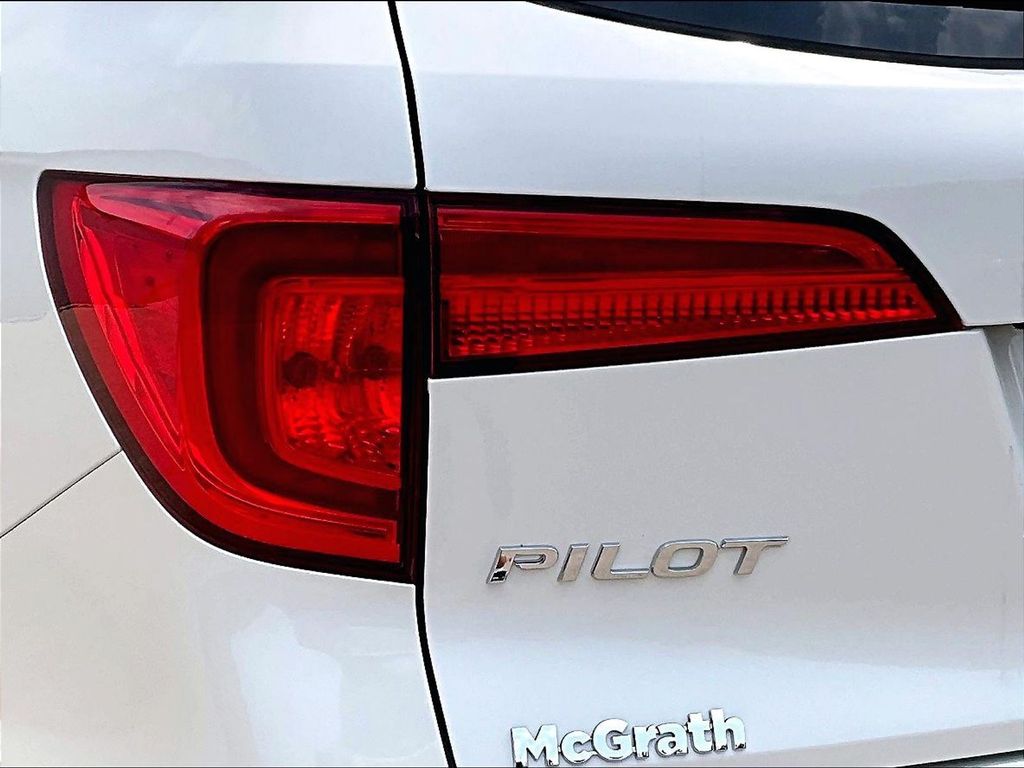 2017 Honda Pilot EX-L - Photo 27