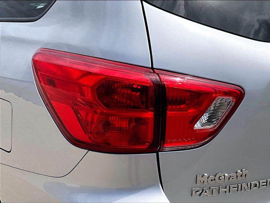 2019 Nissan Pathfinder SV - Photo 27