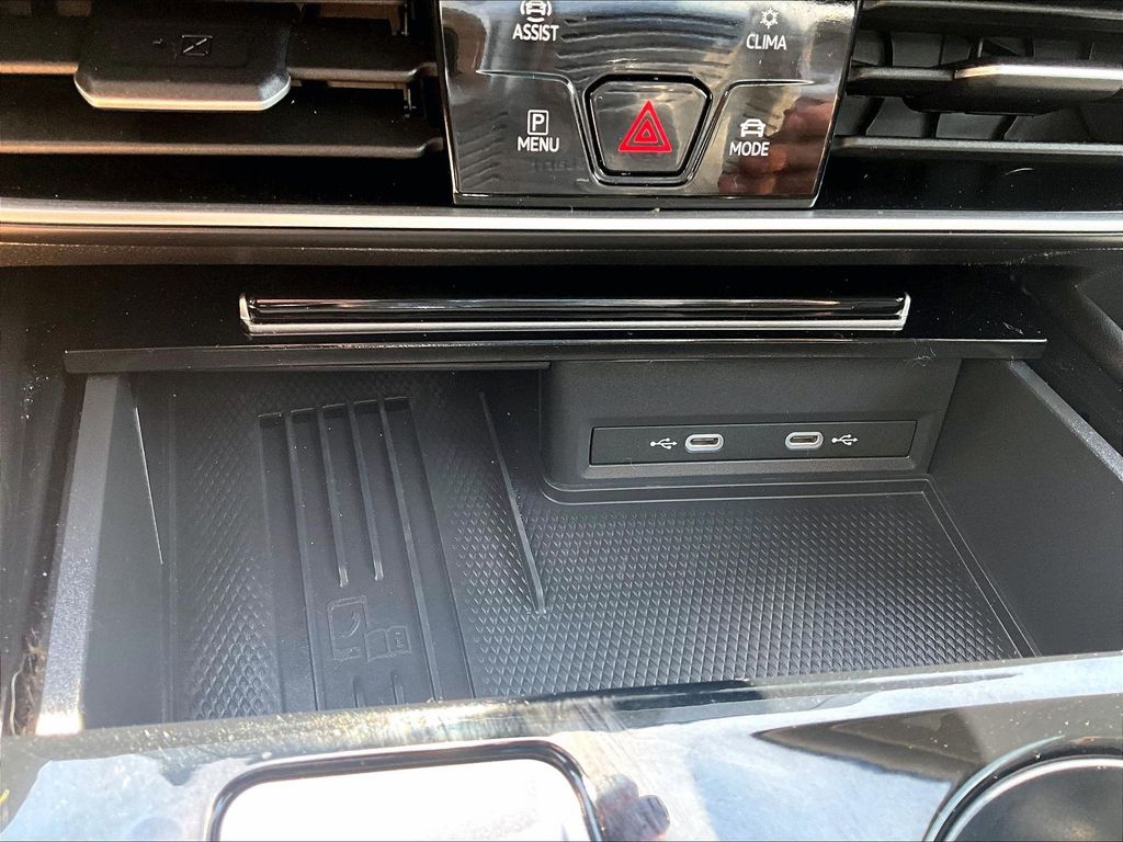 2025 Volkswagen Atlas SEL Premium R-Line - Photo 21