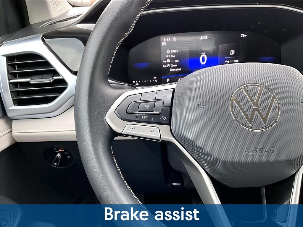 2025 Volkswagen Taos SE - Photo 15