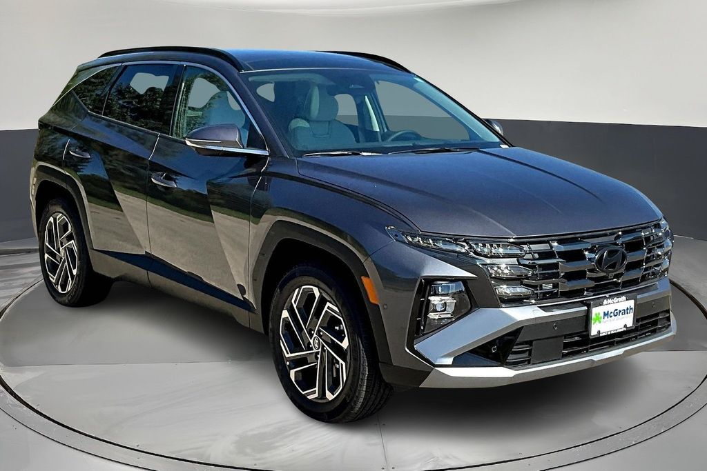 2025 Hyundai Tucson Hybrid SUV 