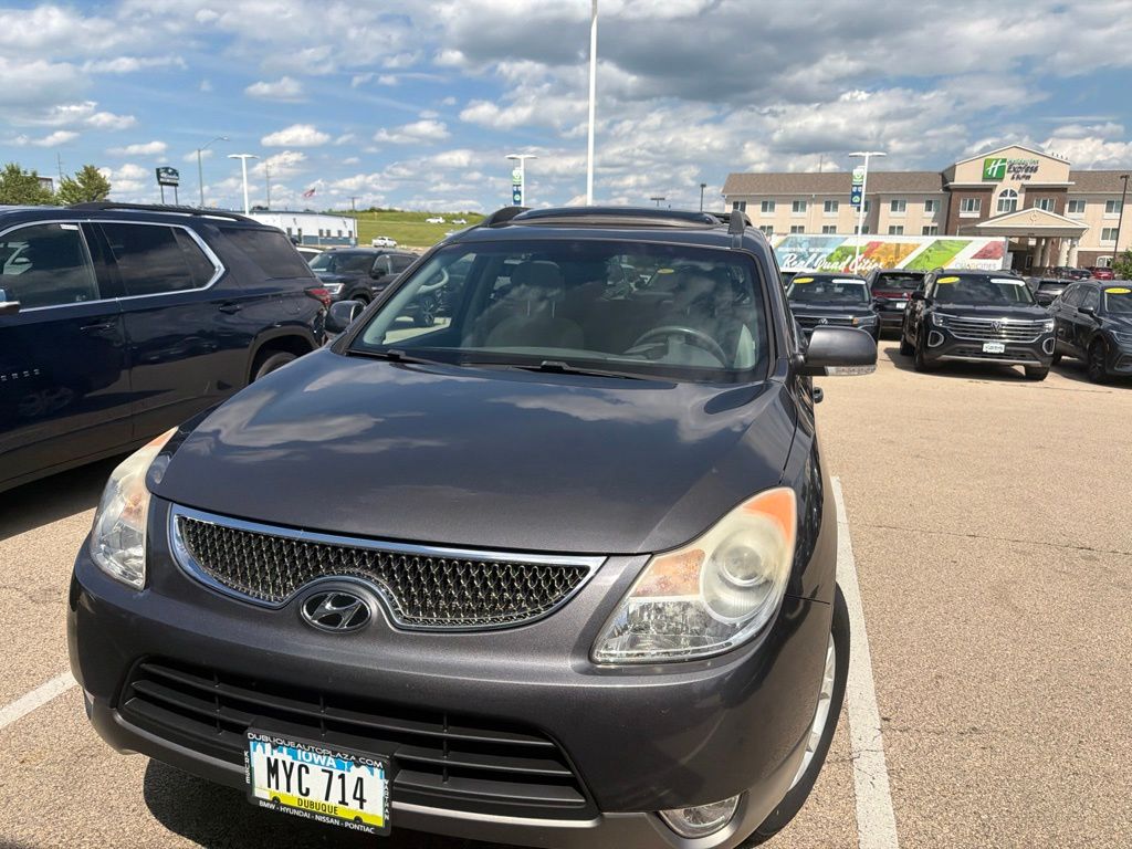 Used 2010 Hyundai Veracruz GLS with VIN KM8NUDCC4AU128819 for sale in Dubuque, IA