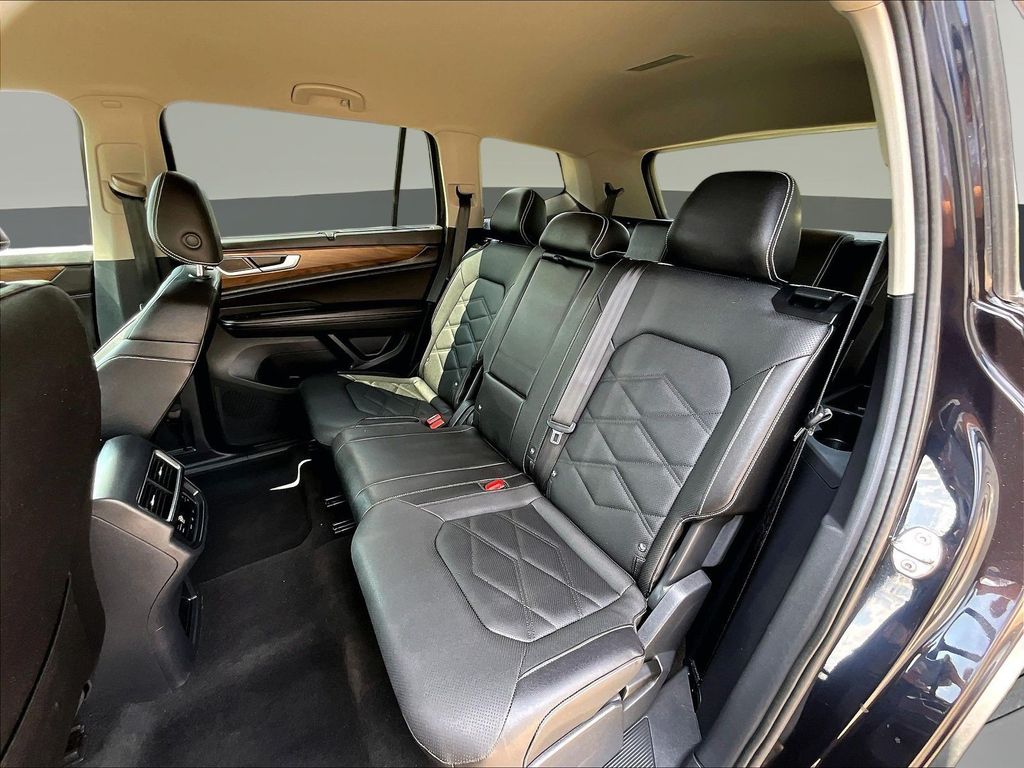 2026 Volkswagen Atlas SE w/Tech - Photo 26