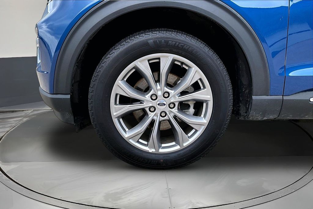 2023 Ford Explorer XLT - Photo 31