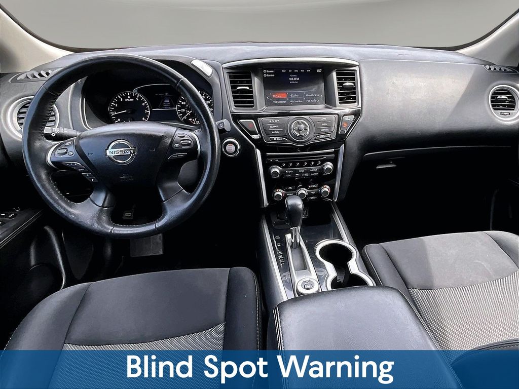 2019 Nissan Pathfinder SV - Photo 10
