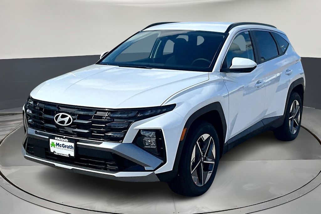 2026 Hyundai Tucson SEL photo 2